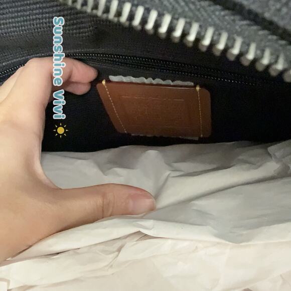 NWT Coach Small Tour Tote Bag CCG39 Gunmetal Canvas and smooth leather - Picture 5 of 7